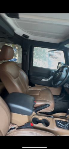 Jeep Wrangler 3.7 Unlimited Sahara 3.6 4x4 At