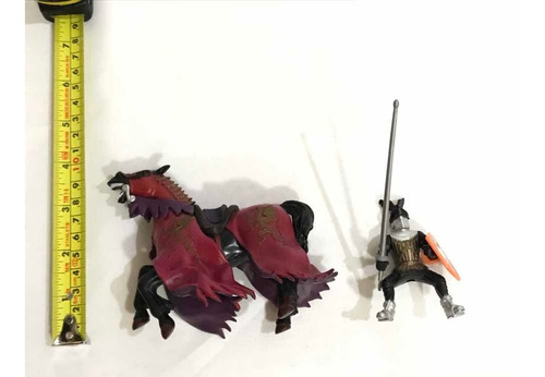 Caballero Medieval Plata Con Caballo Marca Papo (Usado)