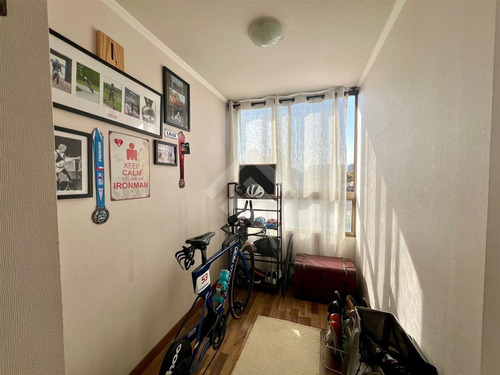 Departamento En Venta De 2 Dorm 1b 1e 1bod. En Macul