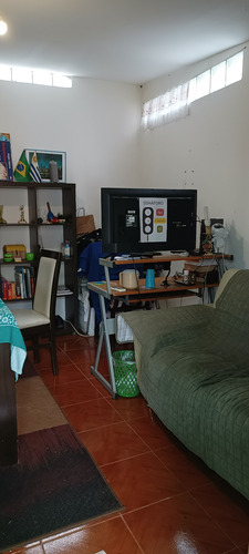 Venta Casa Y Apartamento Con Piscina En Mismo Padrón En Villa Argentina