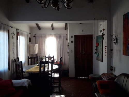 Imagen 8 de 27 de Casa A La Venta En B. José Muñoz, V. Carlos Paz