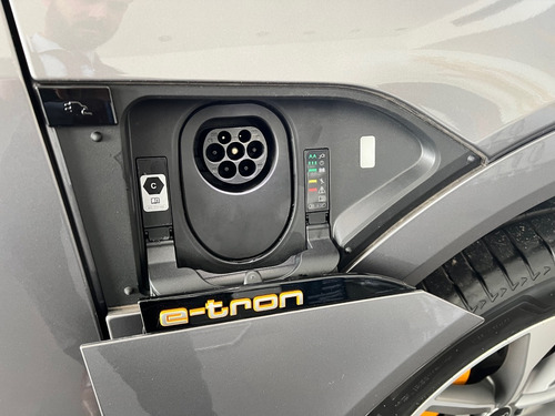 Imagen 10 de 11 de Audi E-tron 55 Quattro