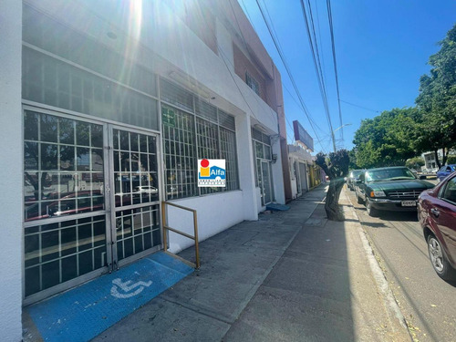 Local Comercial En Venta Y Renta Con Departamento En Col. Las Reynas, Irapuato, Gto.