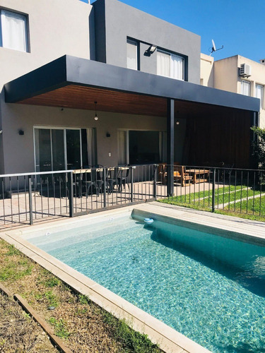 Imagen 2 de 14 de Casa Nueva Barrio Cerrado Impecable - Ayuda Domest. Incluida
