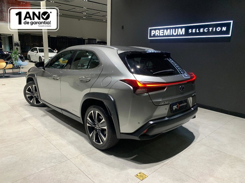 Lexus Ux 250h 2.0 Vvt-i Hybrid Dynamic Cvt