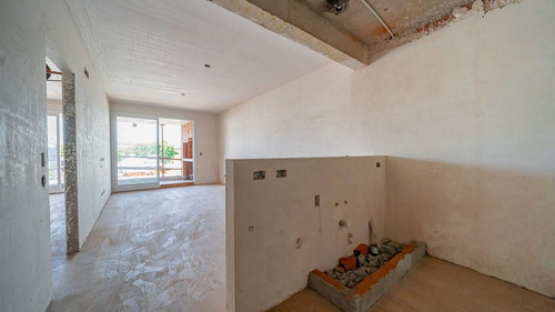 Venta Departamento 2 Ambientes Con Cochera