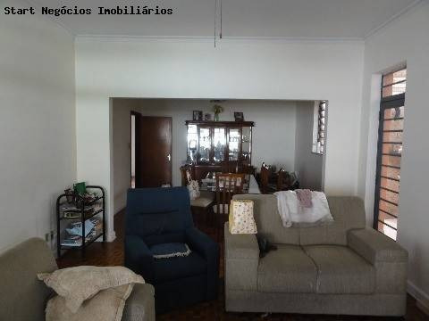 Imagem 2 de 11 de Casa À Venda Em Centro - Ca090246