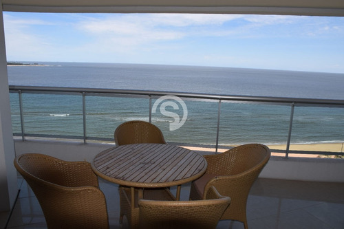 Apartamento En Mansa, 3 Dormitorios *- Ref: 4218