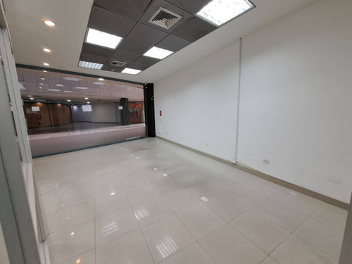 Mml (102mts2) En Venta Local Comercial En La Torre Bnc (antes Bod) Planta Baja, 120.000$ (solo Clientes, No Insistas !!)!solo Clientes !!!