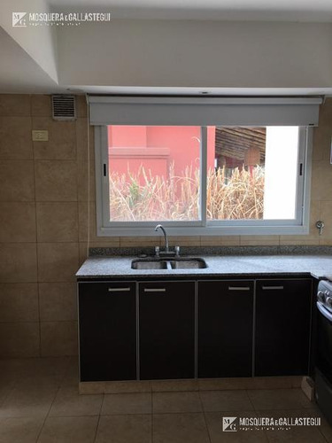 Imagen 9 de 25 de Vta / Alq - Excelente Casa En Talar Del Lago 1