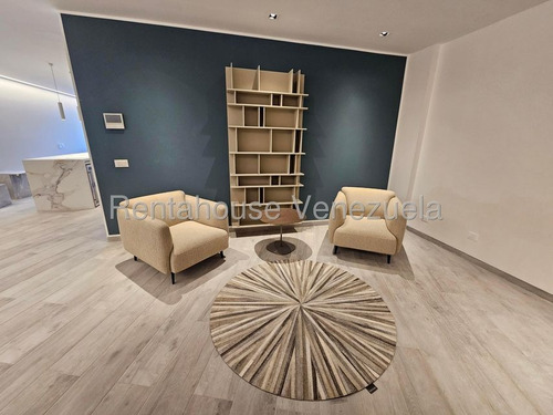 Espectacular Apartamento En Las Mercedes Cod. 26-430
