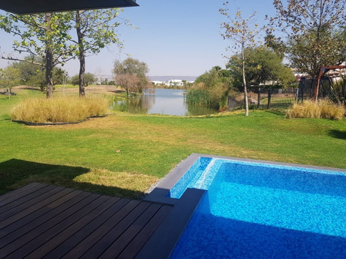 Imagen 12 de 25 de Casa En Venta El Campanario, Querétaro Campo De Golf Y Lago.