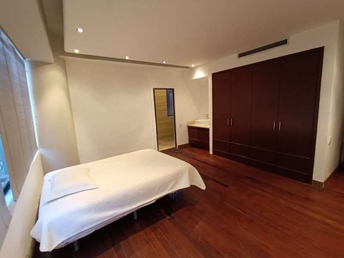 Se Vende Penthouse Tipo Duplex La Chimenea Ina-685
