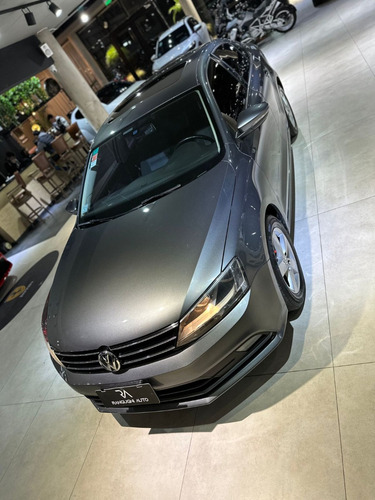 Volkswagen Vento 2.5 Advance Plus 170cv Tiptronic