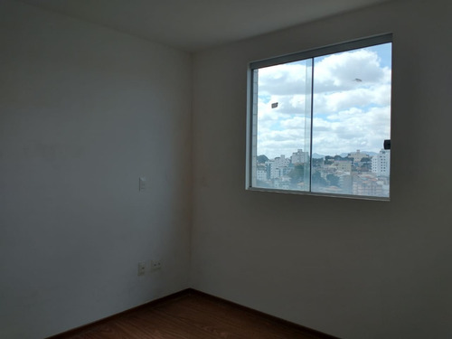Imagem 4 de 26 de Cobertura À Venda, 3 Quartos, 1 Suíte, 2 Vagas, Vera Cruz - Contagem/mg - 24392