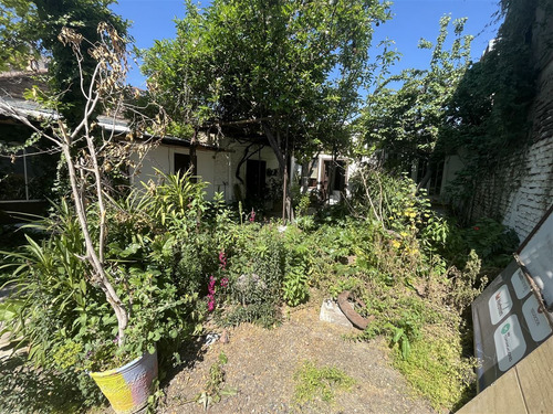Casa En Arriendo De 10 Dorm. En Ñuñoa