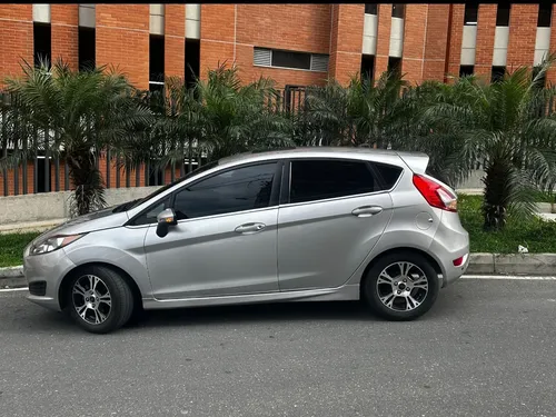 Ford Fiesta 1.6 Hatchback Titanium