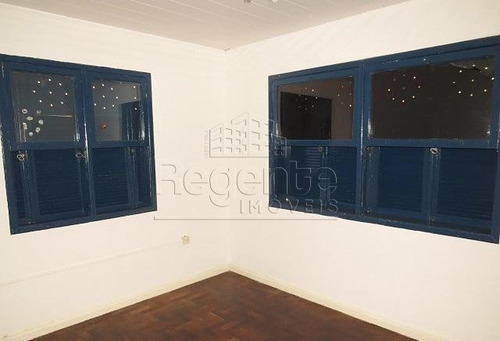 Casa A Venda Com 2 Quartos Bairro Centro Em Florianopolis. - V-81253