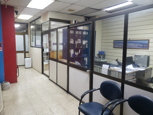 Se Vende Edificio Comercial En La Mejor Zona Comercial Del Centro De Guayaquil. Av 10 De Agosto Y Pichincha Zona Malecon Municipio Bahia