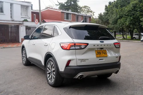 Ford Escape Titanium Hibrida