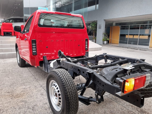 Imagen 8 de 14 de Np300 Chasis Cabina Diesel T/m 2021
