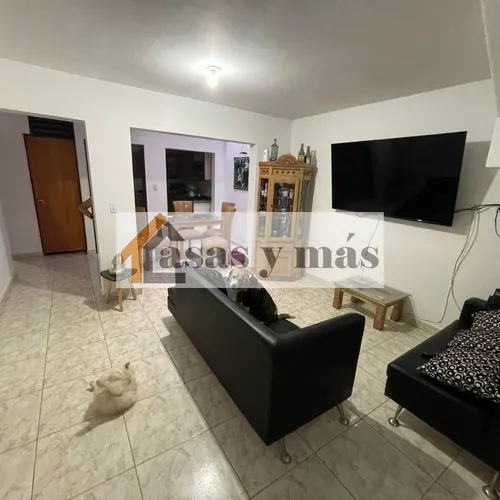 Casa Primer Piso Con Parqueadero Copacabana