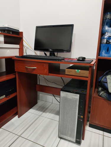 Pc Con I7 4790 En Deepcool Matrex55 Incluye Monitor LG 20 . (Usado)