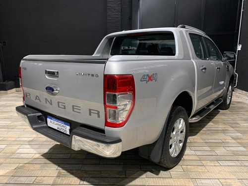 Imagen 6 de 10 de Ford Ranger Limited 2017 4x4 Manual