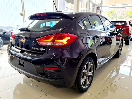 Imagen 8 de 24 de Nuevo Chevrolet Cruze 5 Premier 2023 Automatico 0km Gall6
