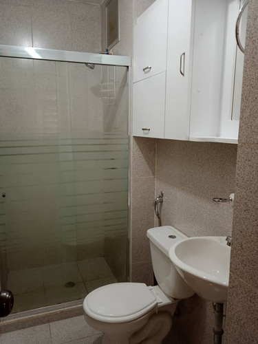 Imagen 10 de 11 de Bienes Globales Vende Bello Apto En C.r. Los Roques Puerto Ordaz