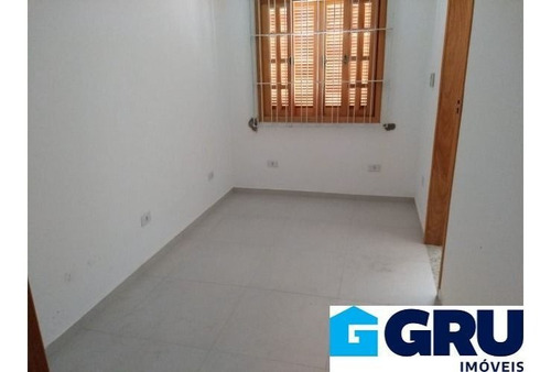 Casa Térrea Localizado No Jardim Santa Mena