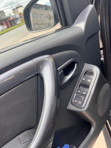 Renault Duster 2.0 16v Techroad Ii Hi-flex Aut. 5p