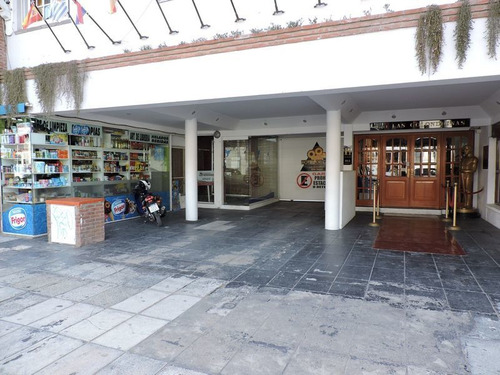Local En Venta En Villa Gesell