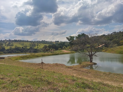 Imagem 17 de 30 de Linda Chácara Em Condomínio Rural Com Exuberante Vista Única E Permanente Para 2 Lindas Lagoas! - Oci0102 - 69489124