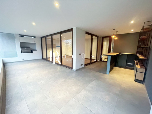 Dkhouse/dpto 3 Dorm+servicios/gran Terraza/ La Dehesa