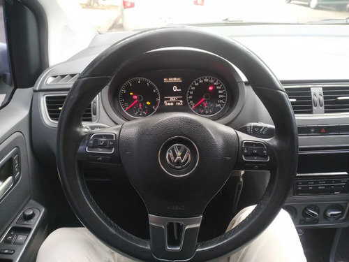 Volkswagen Suran Cross 1.6 Highline 101cv
