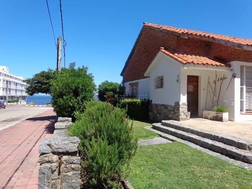 Imagen 16 de 18 de Venta De Terreno Con Vista Al Mar En Punta Del Este!, Península, Apto Para 3 Pisos