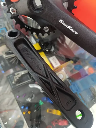Monoplato Sunrace Corona 32 Dientes Para Cartucho Cuadrante
