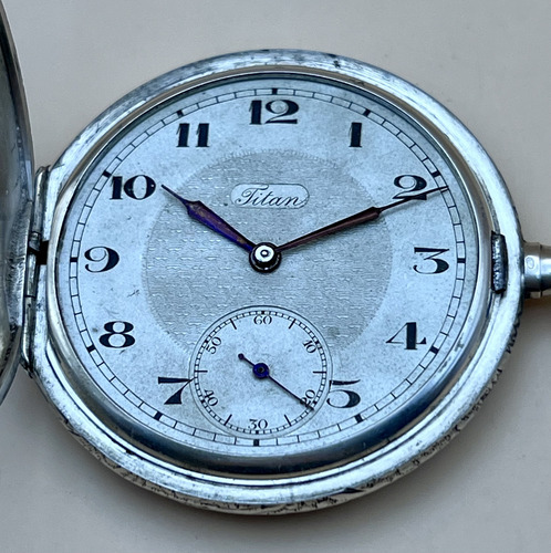 Antiguo Reloj De Bolsillo Titan 3 Tapas Plata Sellada #0155 (Usado)