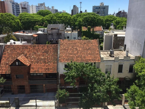Alquiler Pocitos, 2 Dormitorios, 2 Baños, Piso Alto, Porteri