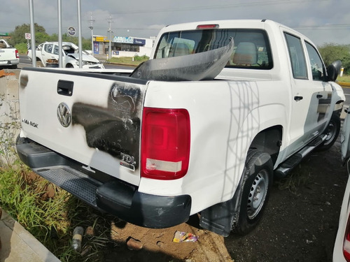 Imagen 4 de 13 de Volkswagen Amarok Tdi 4motion 2015 Por Partes