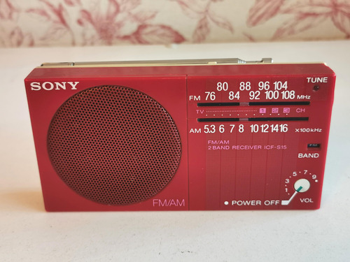 Radio Sony 2 Band Icf-s15 Roja De 1984, Excelente Estado