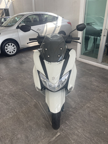 Suzuki Burgman 125