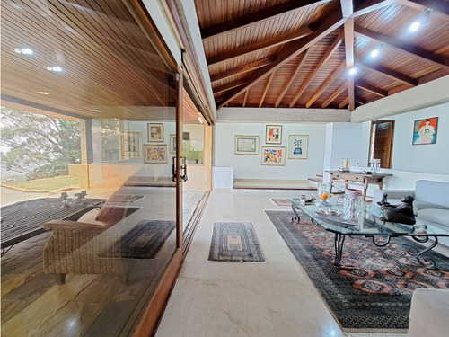 Vendo Casa En Calle Cerrada 550m2 Oripoto 5479