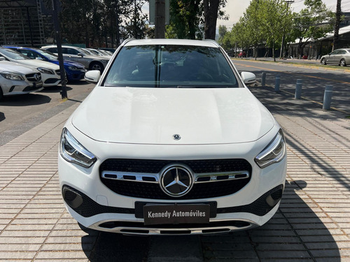 Mercedes-Benz Gla 200 1.3 GLA 200 DCT Auto