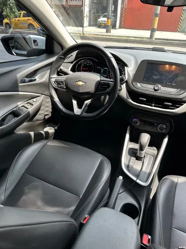 Chevrolet Onix 1.0t Automática
