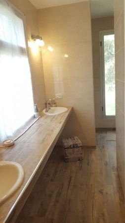 Imagen 6 de 23 de Casa En Venta En Dos Lotes - Parque De Las Naciones