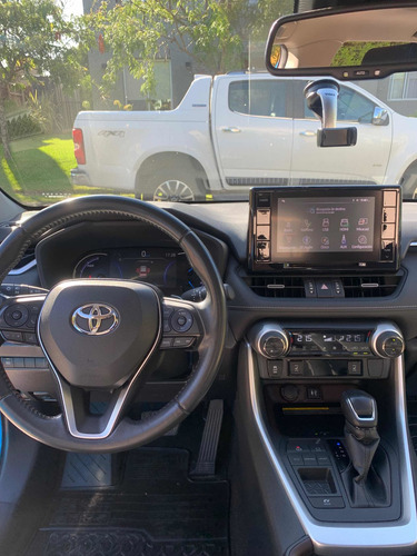 Imagen 17 de 25 de Toyota Rav4 Limited Hv, At Hibrida La Más Full, Techo