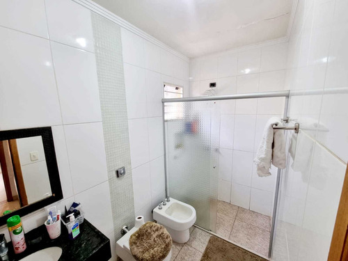 Imagem 13 de 29 de Casa Residencial 4 Dormitórios Sendo 2 Suítes, Área De Lazer Com Churrasqueira, 220 Metros De Área Útil, Excelente Localização No Bairro San Remo - Pr - Ca1413_gprdo