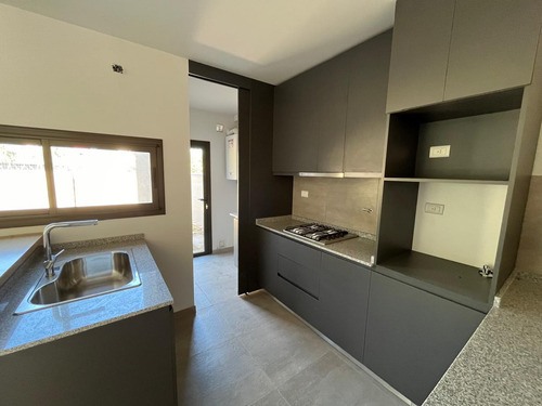 Duplex En Housing Con Seguridad - 3 Dorm 3 Baños - Villa Belgrano